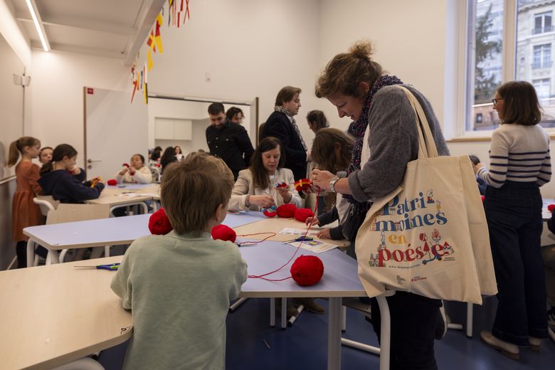 enfant dans l'atelier 