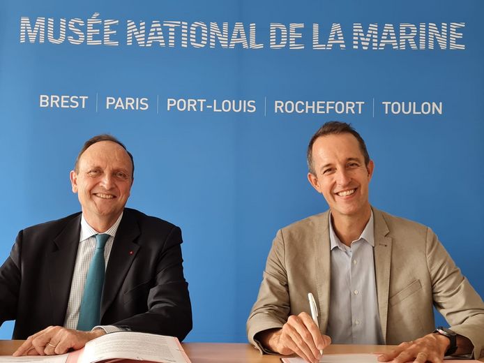 Le Commissaire général de la Marine Vincent Campredon,  directeur du musée national de la Marine, et Vincent Balès,  Directeur Général de wpd offshore France