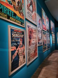 Mur d'affiche de cinéma 