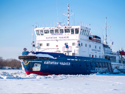 Brise-glace russe Kapitan Chadaev Fonte des glaces : les pôles, nouvelles voies ou impasses ?