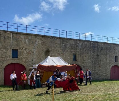 Spectacle de cape et d'épée